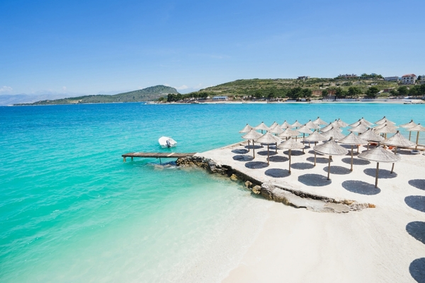 rezerva-ti vacanță de vis în Saranda
