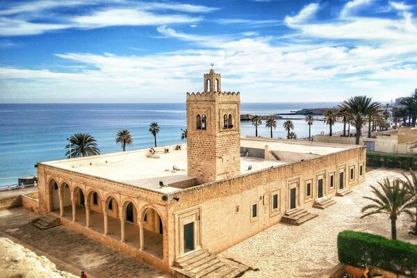 rezerva-ti vacanță de vis în Hammamet